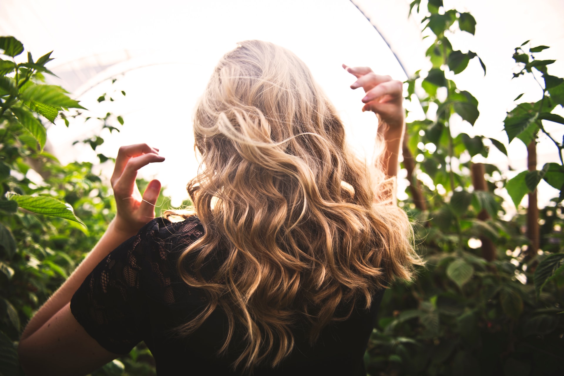 Un cabello saludable se consigue con productos naturales