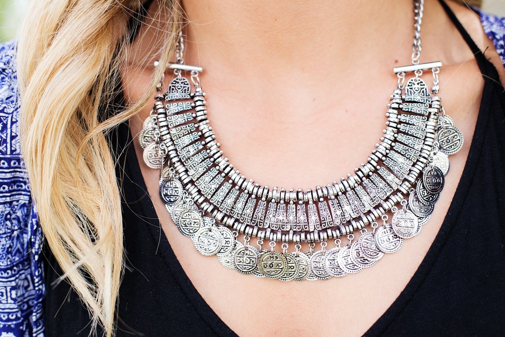 Mementing: belleza y joyas se unen en este Marketplace